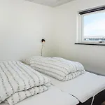 Four-bedroom With A Hot Tub 02 度假居 *