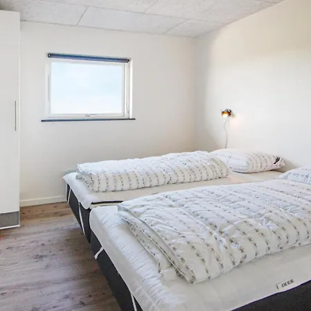 Four-bedroom Haderslev With A Hot Tub 02